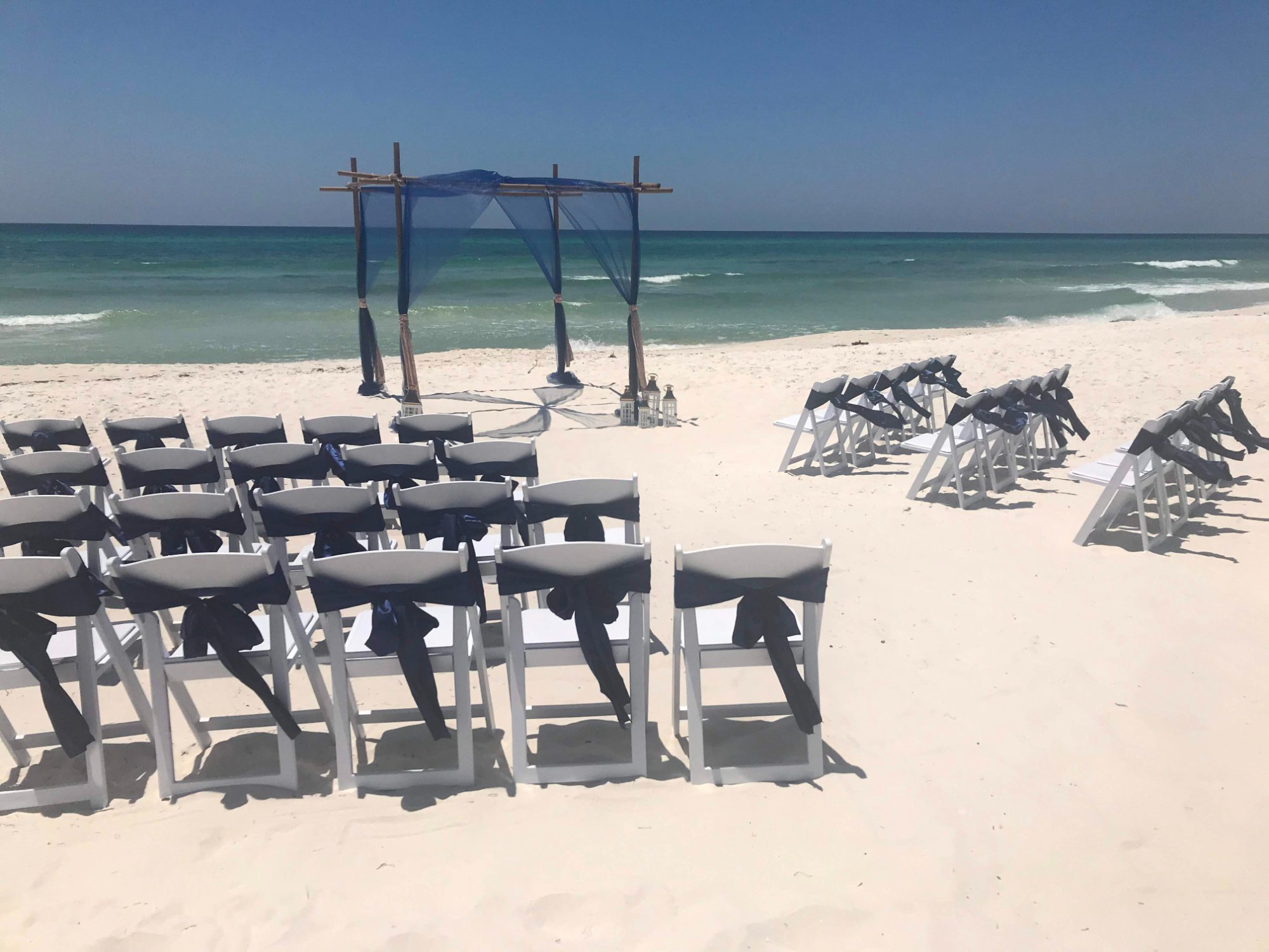 Navy blue sashes with blue arch